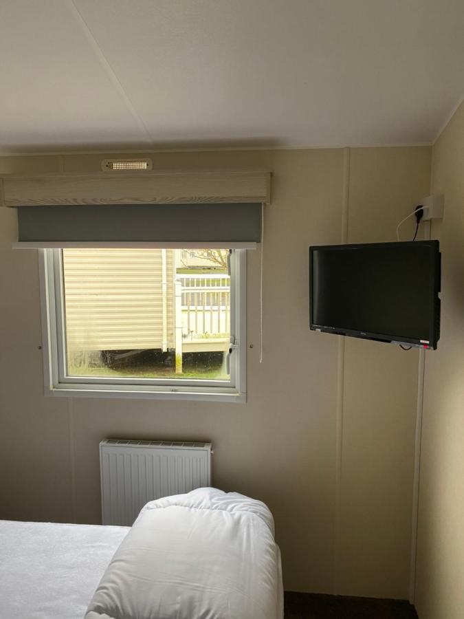 Haggerston Castle 6 Berth Caravan - Lakefield 115 Apartment
